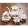 Image 1 : 10-Piece White & Guilded Tea Set Italy