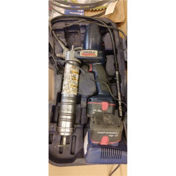 LINCOLN BATTERY POWERED GREASE GUN, 2 BATTERIES, AND CHARGER IN CASE