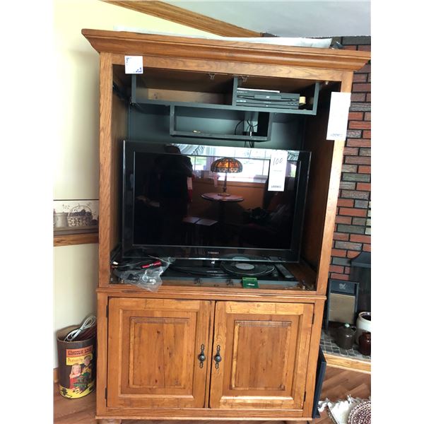 SOLID OAK ENTERTAINMENT CENTER W/ DOORS
