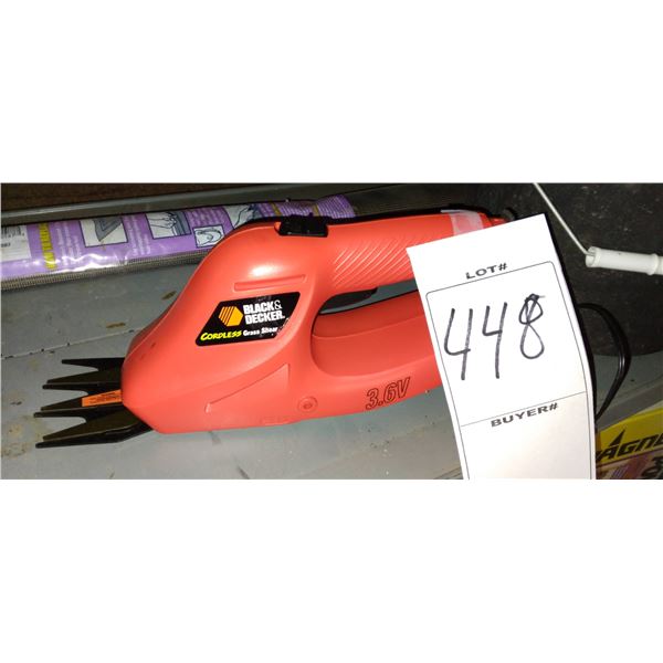 NEW BLACK AND DECKER CORDLESS GRASS SHEAR
