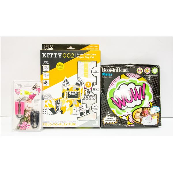 LOT OF VARIOUS ITEMS - SHOPPER HELPER, PAPER TOY