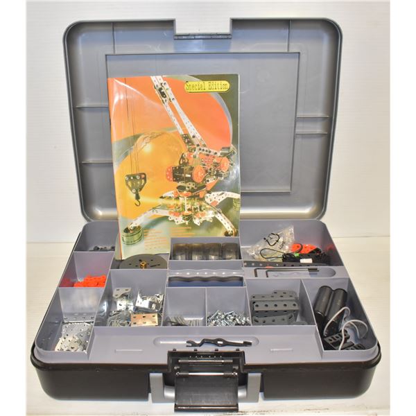 LARGE MECCANO SET SPECIAL EDITION 690+ PIECES