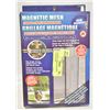 Image 1 : MAGNETIC MESH HANDS FREE SCREEN DOOR