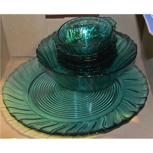 9 PC JADE-ITE GLASSWARE