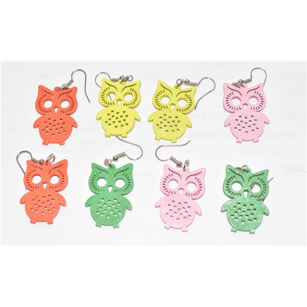 BAG WITH MULTIPLE PAIRS OF OWL EARRINGS