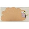 Image 1 : LOT OF 2 PAW PRINT PET MATS