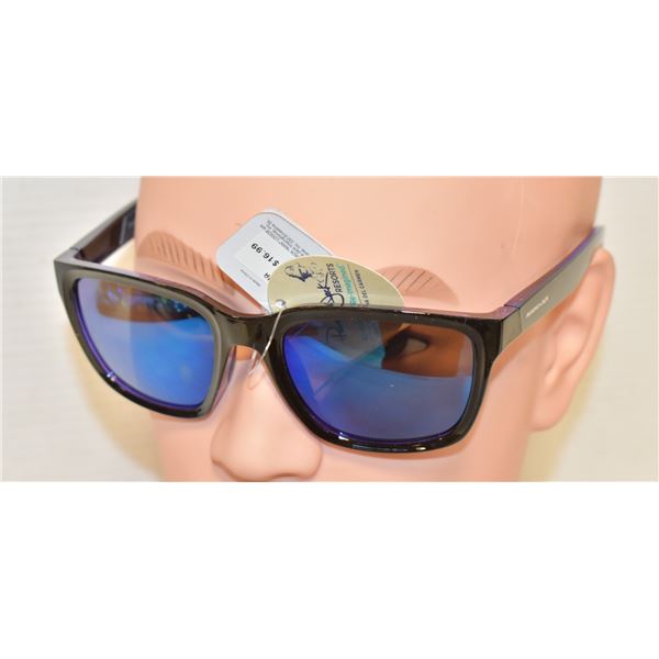 PAIR OF NEW PANAMA JACK SUNGLASSES