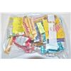 Image 1 : BAG OF ASSORTED CANDY + CHOCOLATE BARS
