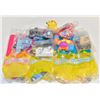 Image 1 : 11 VINTAGE HAPPY MEAL TOYS "DINOSAURS/BATMAN"