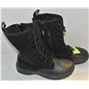 Image 1 : LADIES SIZE 10 BAFFIN WINTER BOOTS