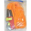 Image 1 : 20 FT TOW ROPE WITH EYE HOOK NEW IN PACKAGE
