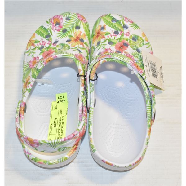 ATHLETIC WORKS SIZE 7 CROC SHOES NEW WITH TAGS