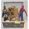 Image 1 : CHEST WITH TOYS ALL TOGETHER