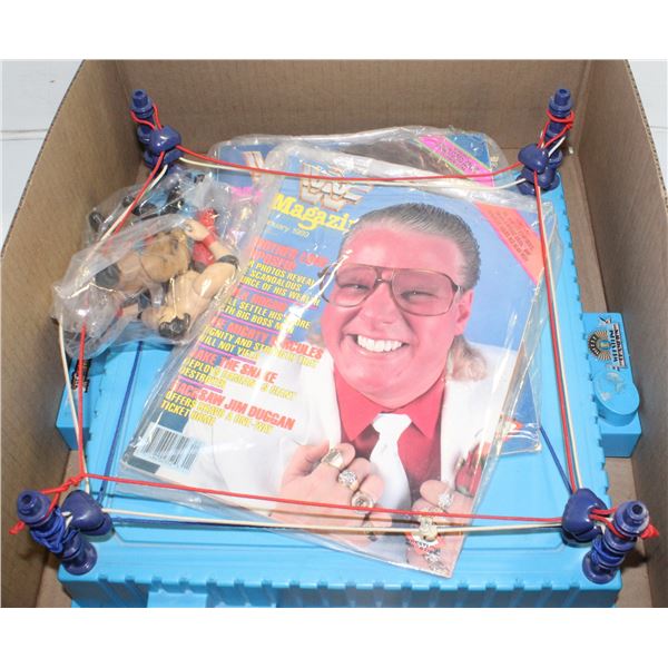 VINTAGE 80'S WWF RING WITH WRESTLERS & MAGS