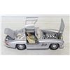 Image 1 : 1/24 SCALE MERCEDES 1954 300 SL DIECAST