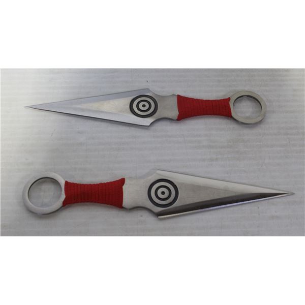 STAINLESS STEEL THROWING KNIFE SET - HAS FINGER