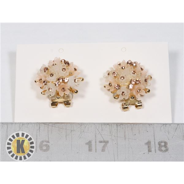 NEW FLOWER BOUQUET THEME STUD EARRINGS