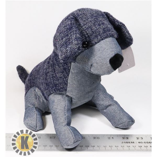 NEW SITTING DOG DOOR STOPPER