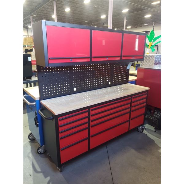 ROLLING TOOL CABINET WITH 18 DRAWERS