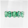 Image 1 : 10KT WHITE GOLD GREEN EMERALD RING