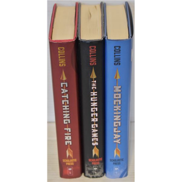 THE HUNGER GAMES SERIES HARD COVER