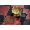 Image 1 : LOT OF WICKER + METAL BASKETS