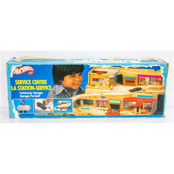 1975 HOT WHEELS SERVICE CENTER IN BOX STILL