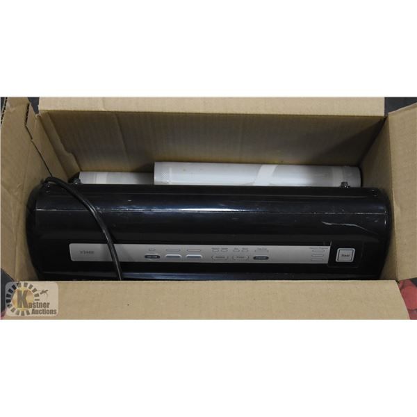 FOOD SAVER W/ 2 ROLLS