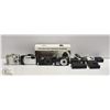 Image 1 : LOT OF ASSORTED CAMERAS