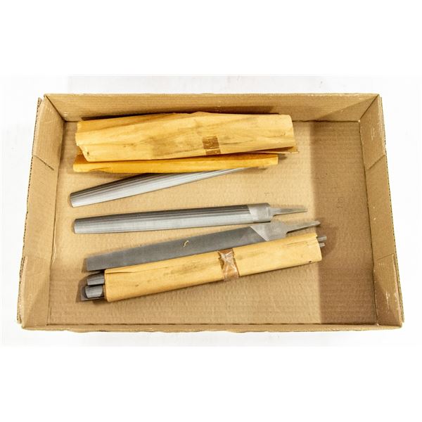 LOT OF NEW CHISELS
