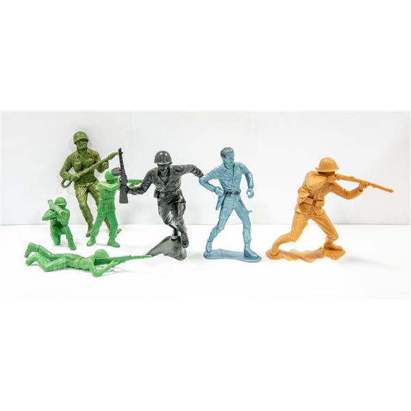 COLLECTION OF PLASTIC TALL SOLDIERS & WESTERN