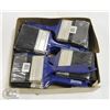 Image 1 : CASE OF PAINT BRUSHES