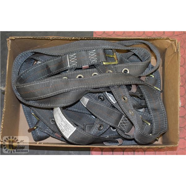 BOX OF BODY BELT/RESTRAINTS