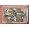 Image 1 : 9 HEAVY DUTY CASTORS