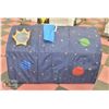 Image 1 : NEW KIDS PLAY TENT, BLUE IN COLOUR WITH STARS