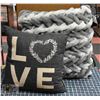 Image 1 : 2 PACK HOME DECOR SHOW HOME PILLOWS
