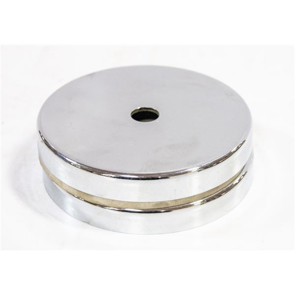 LOT OF 2 HEAVY DUTY MAGNETS