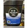 Image 1 : Circle K SAE 10W-30 Premium Grade Motor Oil 12x1QT