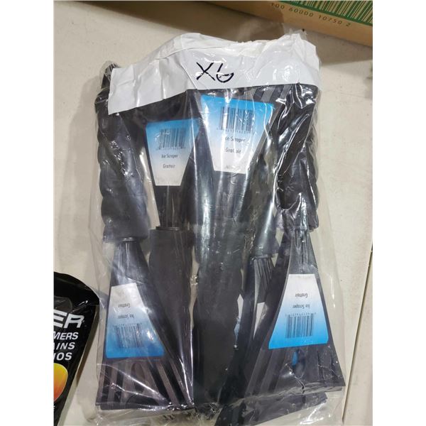 *NEW* Set of 6 Foam Handled Window Ice Scraper