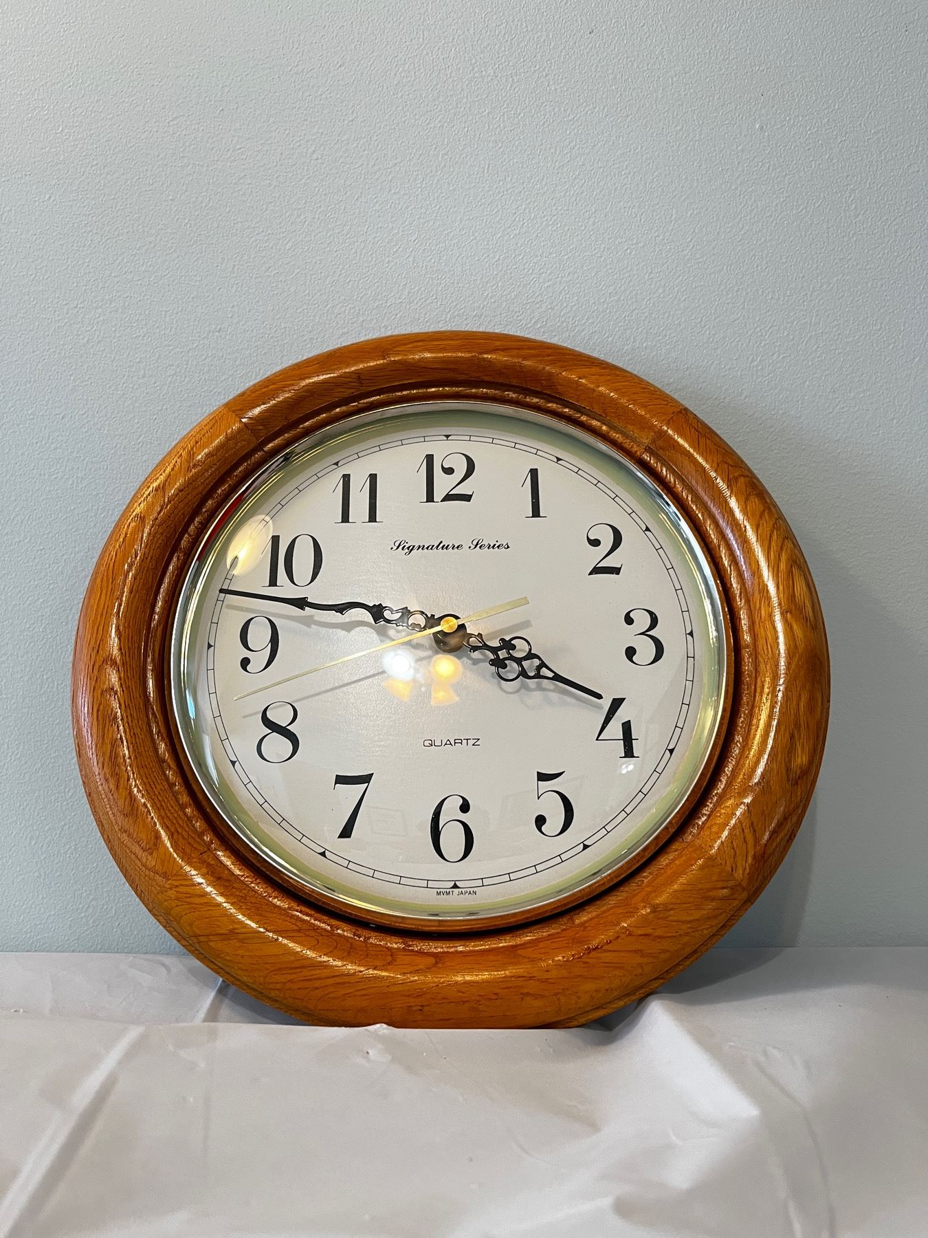 Signature Series Quartz Clock