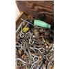 Image 8 : WOOD ORGANIZER WITH VARIOUS HARDWARE