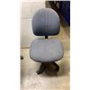 Image 2 : 2 GAS LIFT OFFICE CHAIRS