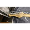 Image 8 : ROGUE ROCKETEER ELECTRIC GUITAR