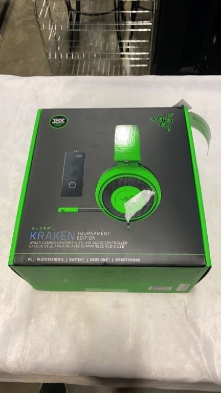 Razer Kraken Tournament Edition review: Excellent headset, not so excellent mic | Windows Central Razer Kraken Tournament Edition review: Excellent headset, not so excellent mic | Windows Central