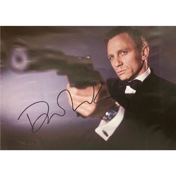 Signed James Bond Spectre 007 (James Bond)  Photograph