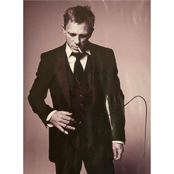 Signed James Bond Skyfall 007 (James Bond)  Photograph