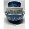 Image 1 : 3 Vintage Pyrex Colonial Mist Nesting Mixing Bowls 750ML-2.5L