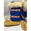 Image 3 : First Nations Beaded Footwear Mukluks - Foot Approx 10.5"x3.5" Height 14"