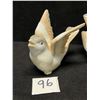 Image 2 : 3 Ceramic Bird Figurines Décor Ornaments Appr: 3.25"T 4"W