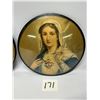 Image 3 : Religious Wall Décor with Curved Glass Some creasing to images approx: 6"